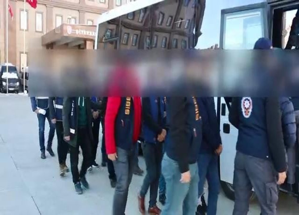 Diyarbakır’da operasyon: 10’larca şüpheli gözaltına alındı