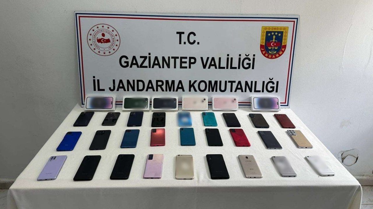 Gaziantep’te kaçakçılık operasyonu: 85 telefon ele geçirildi