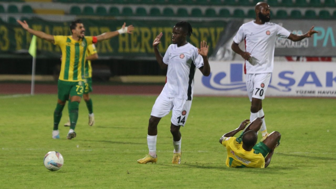 Şanlıurfaspor’dan hakem kararlarına tepki: Futbol tarihinde…