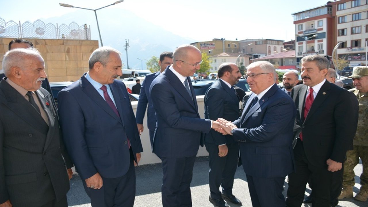 Bakan Güler Hakkari'de