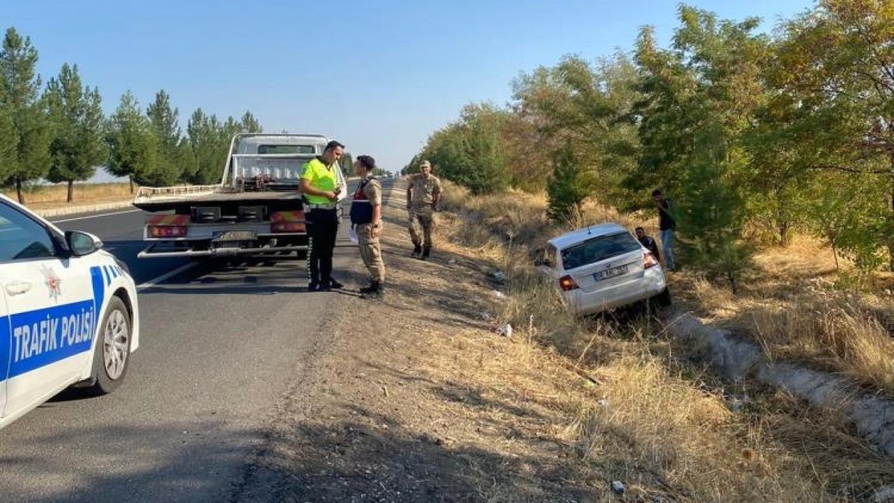 Diyarbakır’da araç yoldan çıktı: 3 yaralı