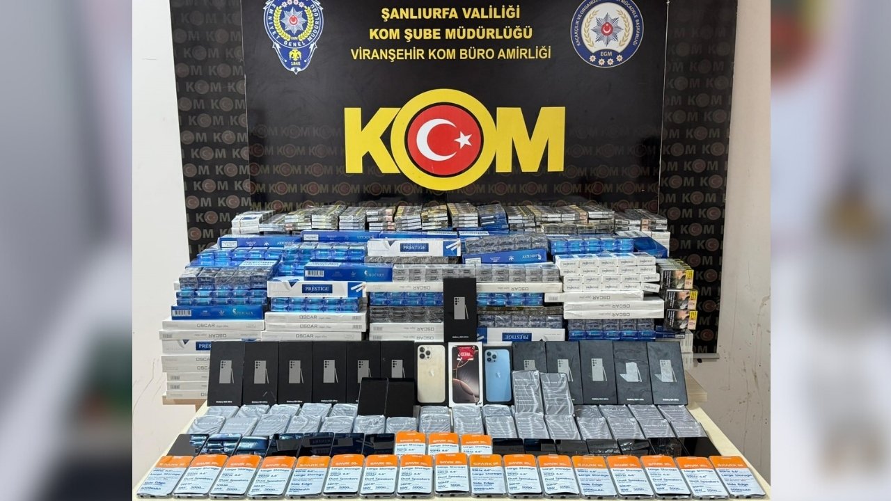 Şanlıurfa’da 85 kaçak telefon ve 5 bin 400 paket sigara ele geçirildi