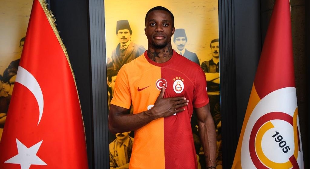 Drogba devreye girdi, Wilfried Zaha Galatasaray’a geldi