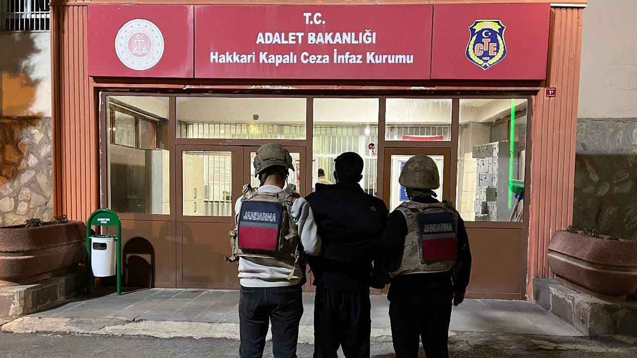 Hakkari'de cinsel istismardan aranan şahıs yakalandı