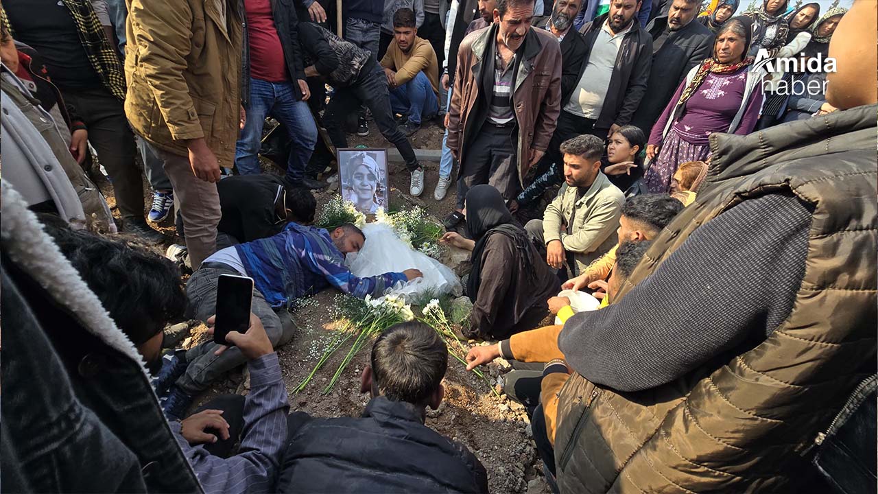 İstanbul'da öldürülen 6 yaşındaki Şirin Şanlıurfa'da defnedildi