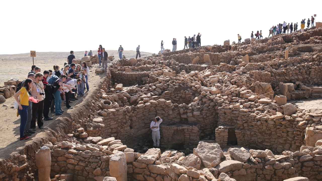 Şanlıurfa'da kazı alanları yabancı akademisyenleri ağırladı