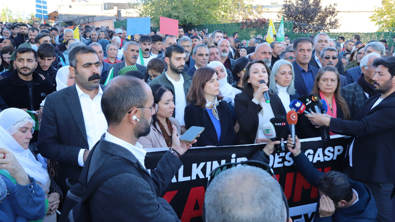 Diyarbakır'da kayyım protestosu: 'Yasadışı bir uygulamadır'