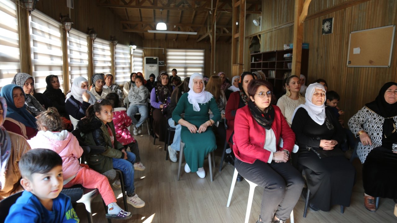 Diyarbakır’da kadınlara şiddet semineri