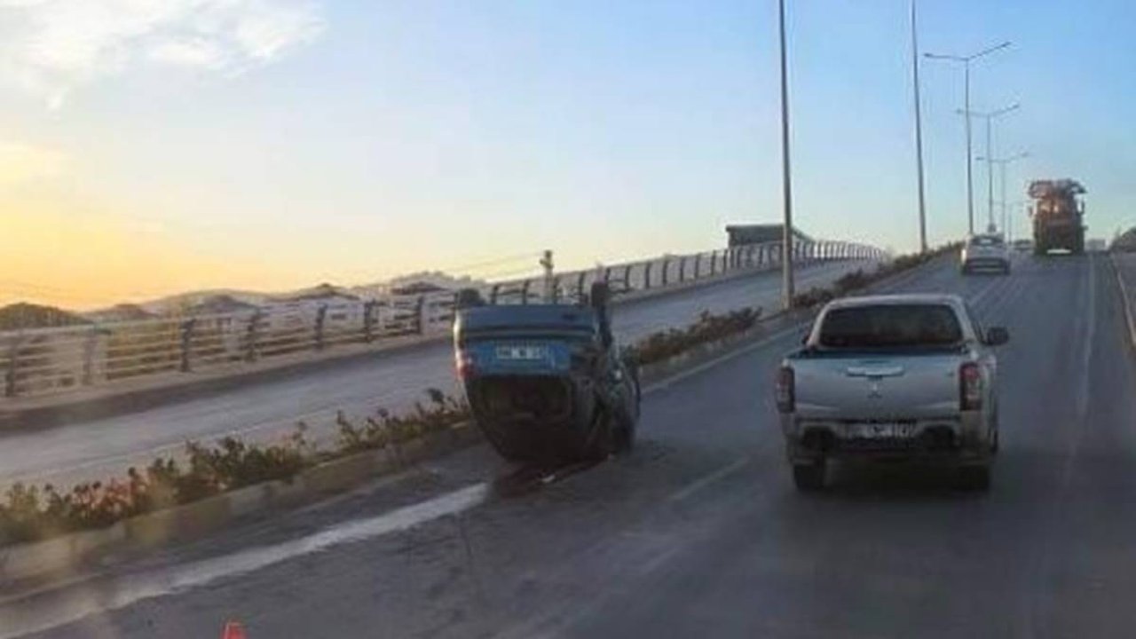 Elazığ’da otomobil takla attı: 2 yaralı