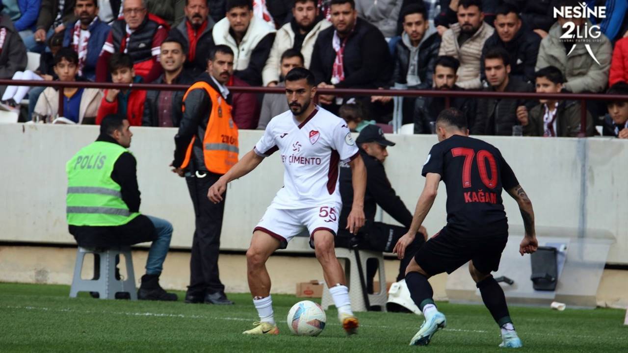 Diyarbekirspor Elazığspor'un liderlik hayalini yıktı