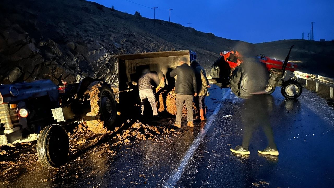 Elazığ: Yağmurlu havada kayganlaşan yolda devrildi