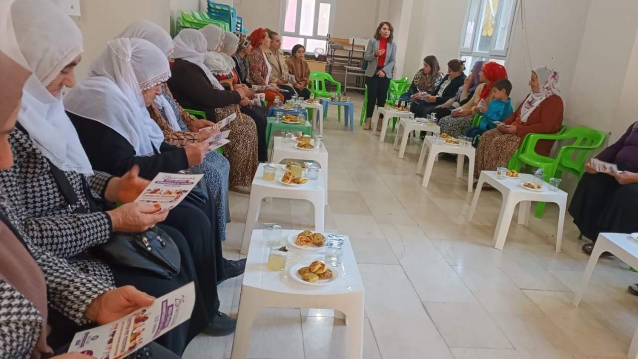 Diyarbakır Bismil’de kadınlara farkındalık eğitimi