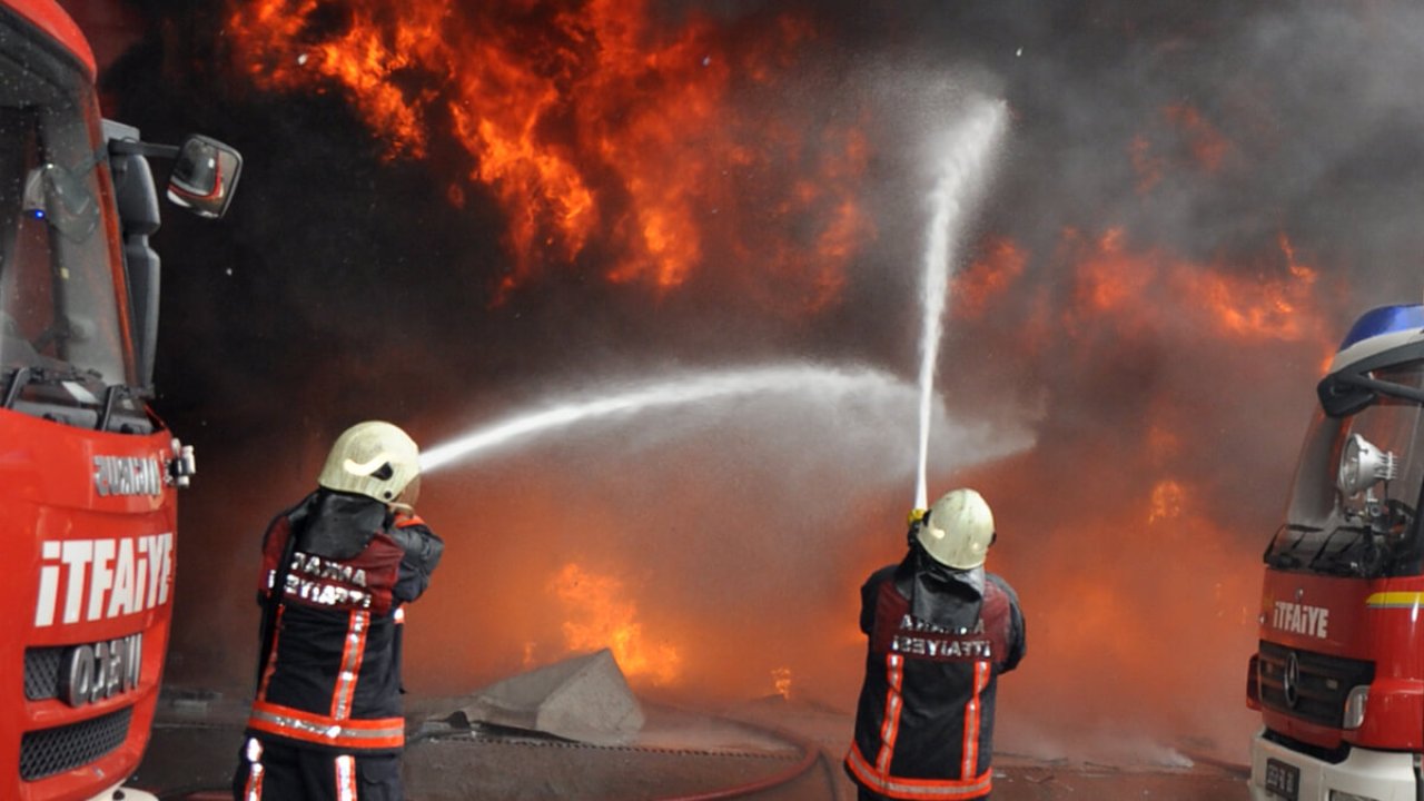 Diyarbakır’da panik dolu anlar: 2 kişi mahsur kaldı