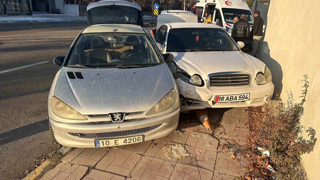 Van'da trafik kazası: 1 kişi yaralandı