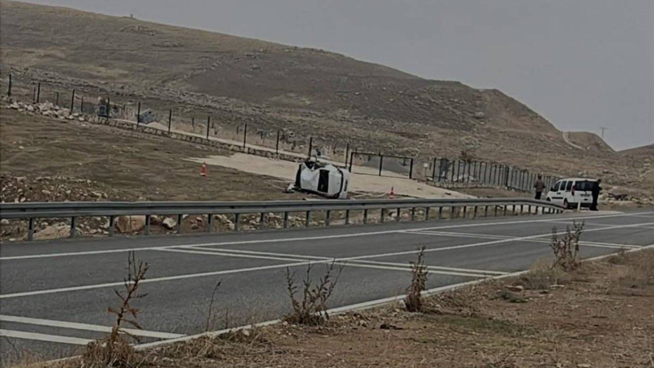 Batman’da araç takla atarak yan yattı