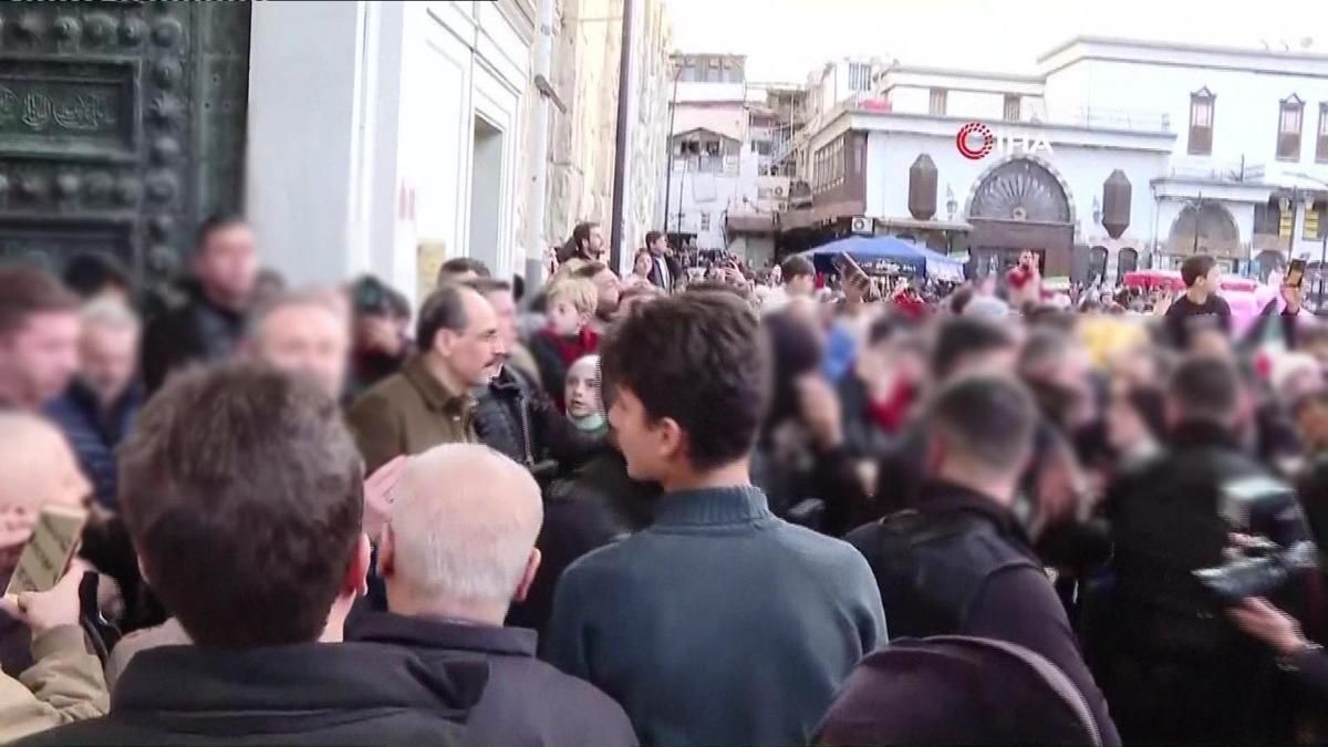 VİDEO - MİT Başkanı İbrahim Kalın Emevi Camii'nde namaz kıldı