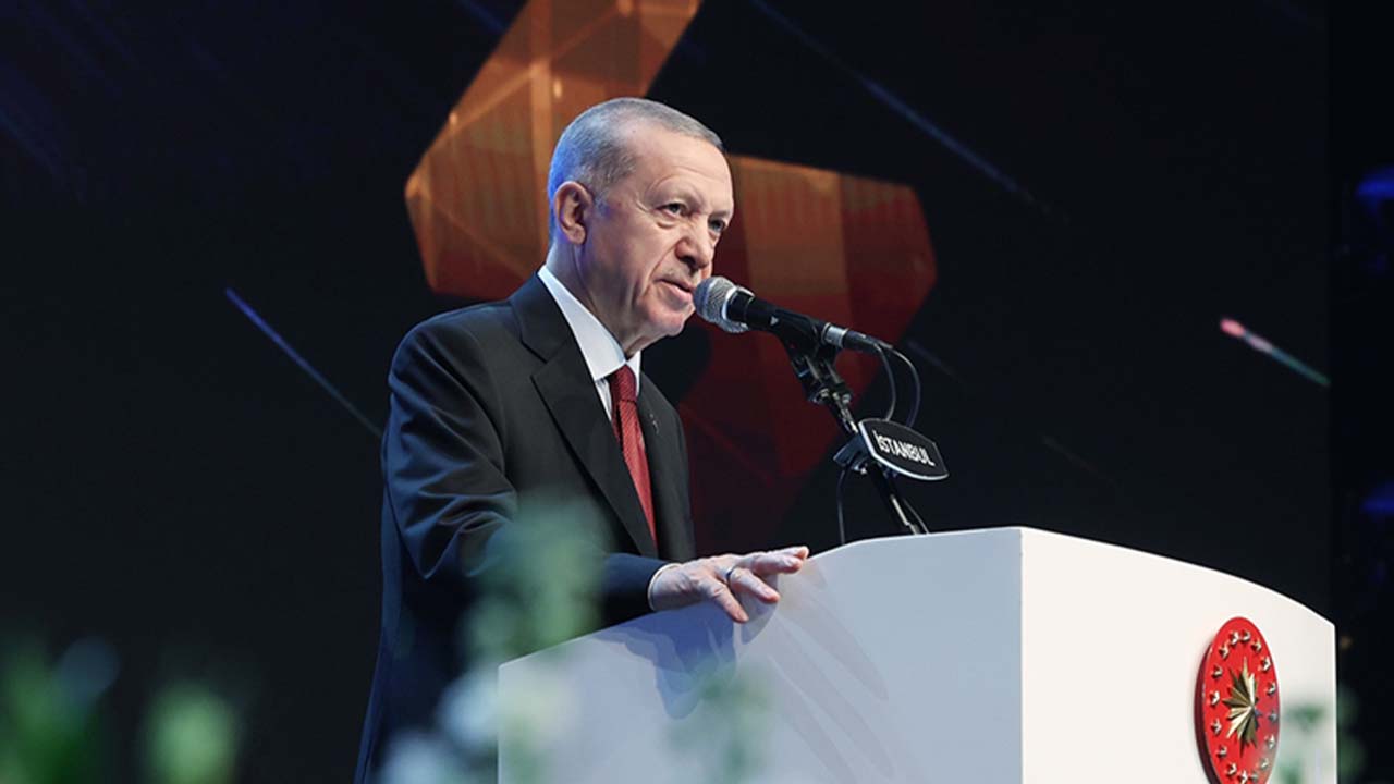 Erdoğan: Yeni bir dönemin arifesindeyiz