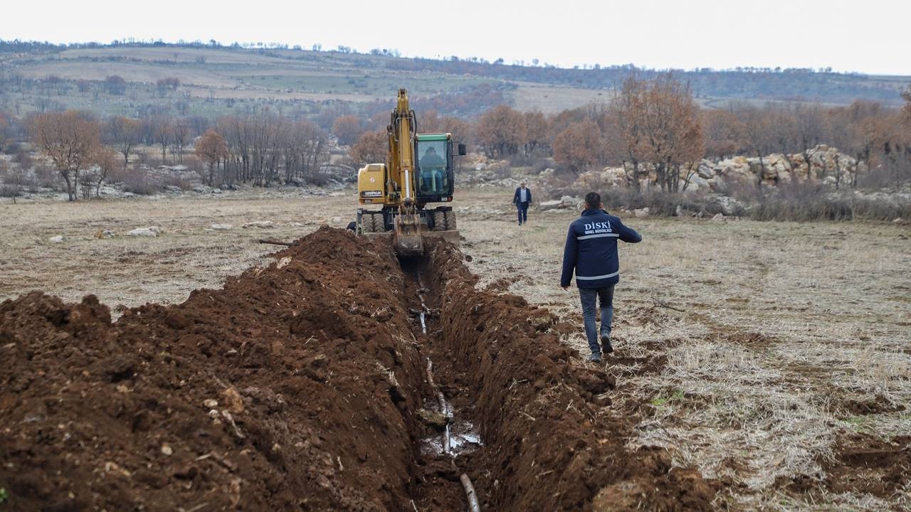 Diyarbakır DİSKİ’den Kulp’a 3 bin 300 metrelik içme suyu hattı