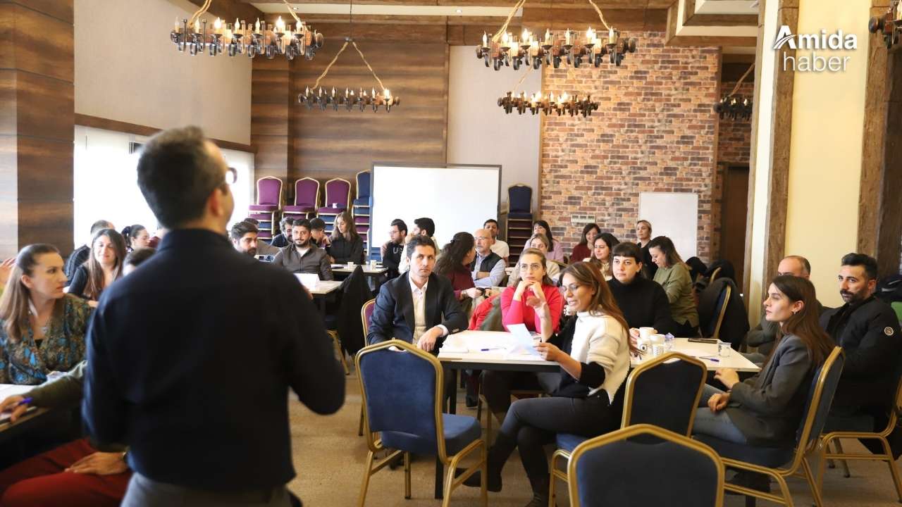 Diyarbakır’da ‘ Fon Kaynaklarına Erişim Eğitimi’ tamamlandı