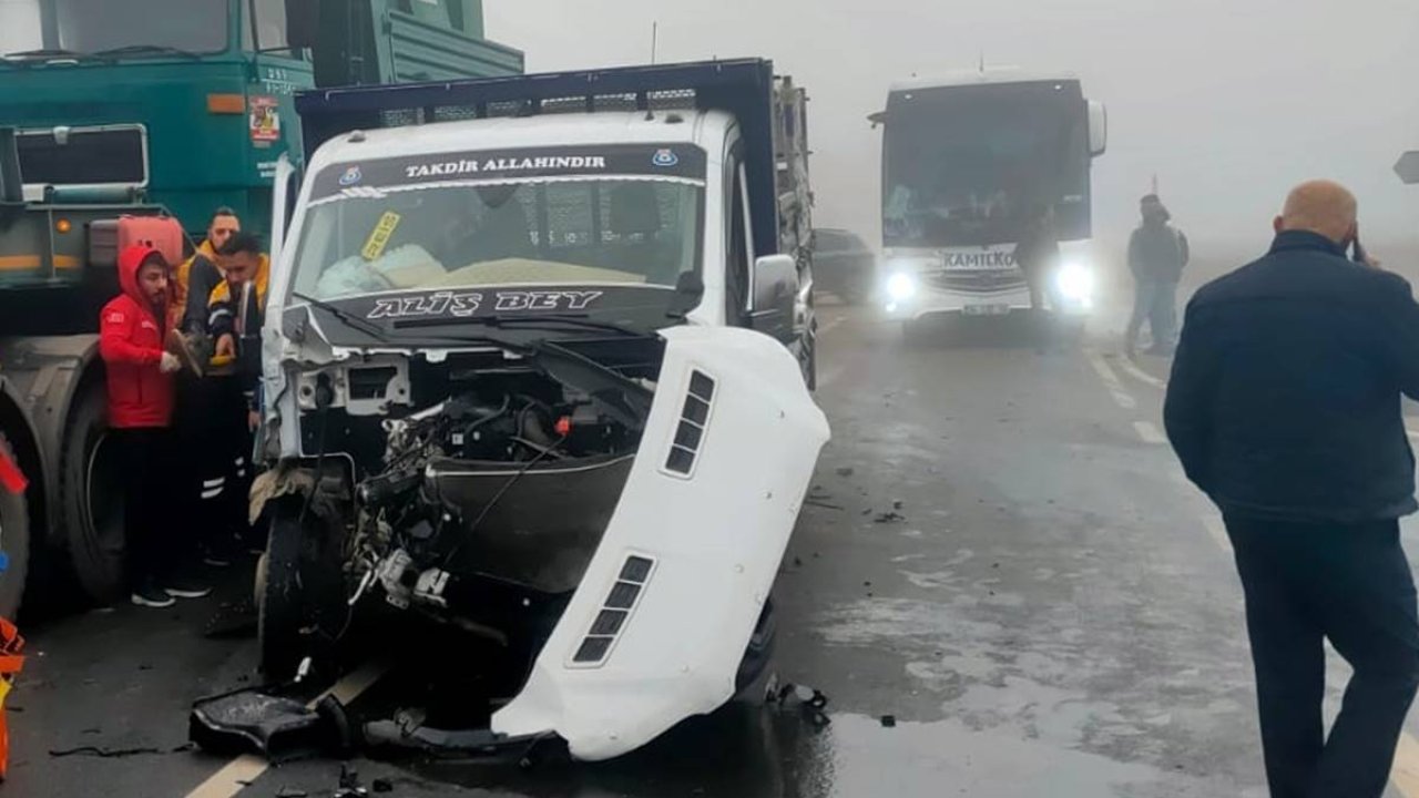 Siirt'te zincirleme trafik kazası: Yaralılar var