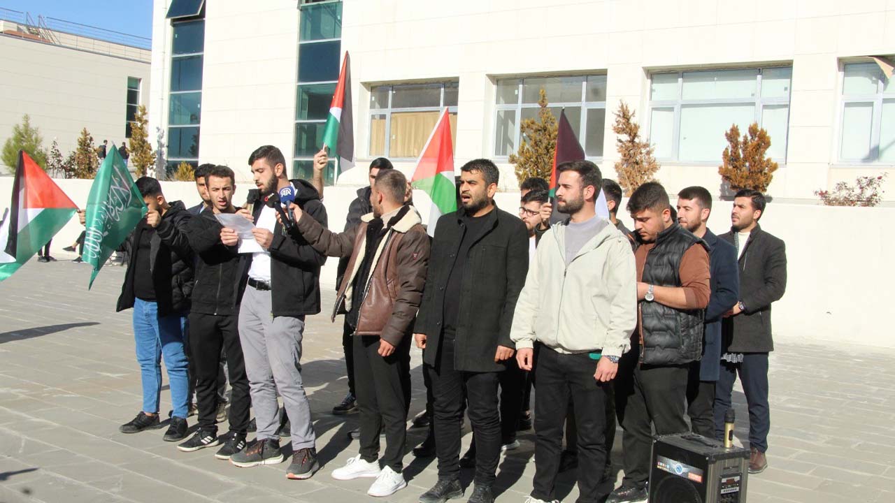 Şırnak'ta öğrencilerden İsrail'i protestosu