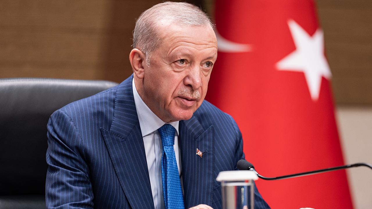 Erdoğan'dan faiz açıklaması: 2025'te indireceğiz