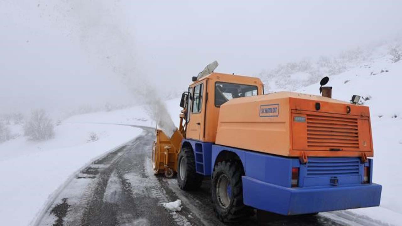 Bingöl’de 130 köy yolu ulaşıma yeniden  açıldı