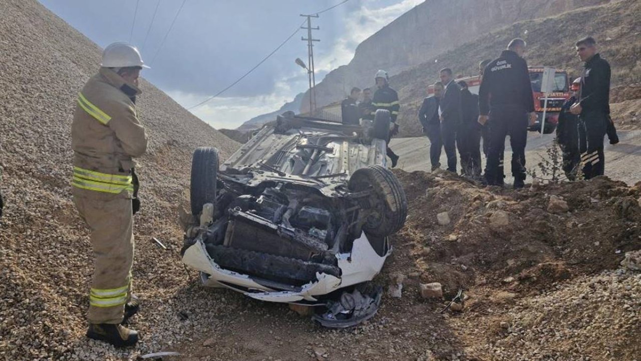 Mardin’de takla atan araçta sürücü yaralandı