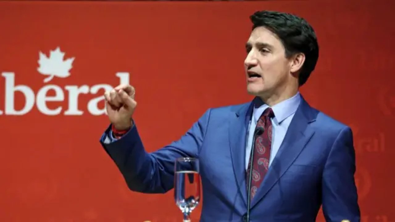 Kanada Başbakanı Trudeau, istifa etti