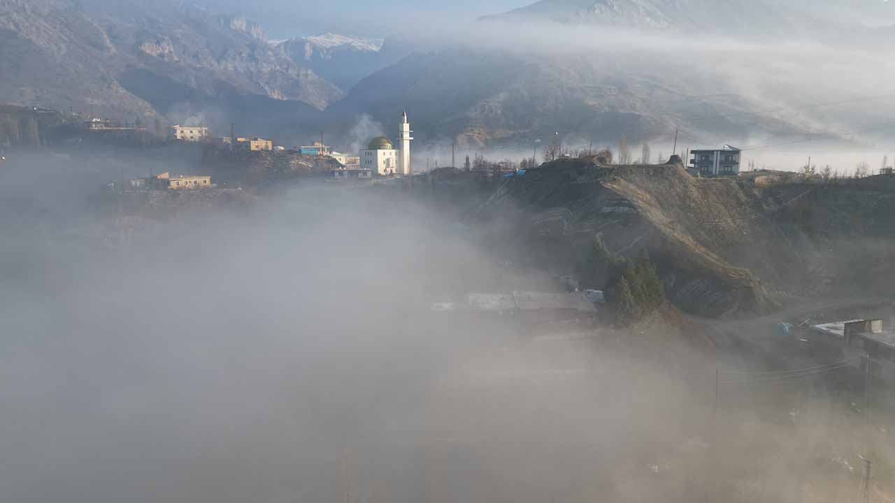 Şırnak’ta oluşan sis bulutu havadan görüntülendi