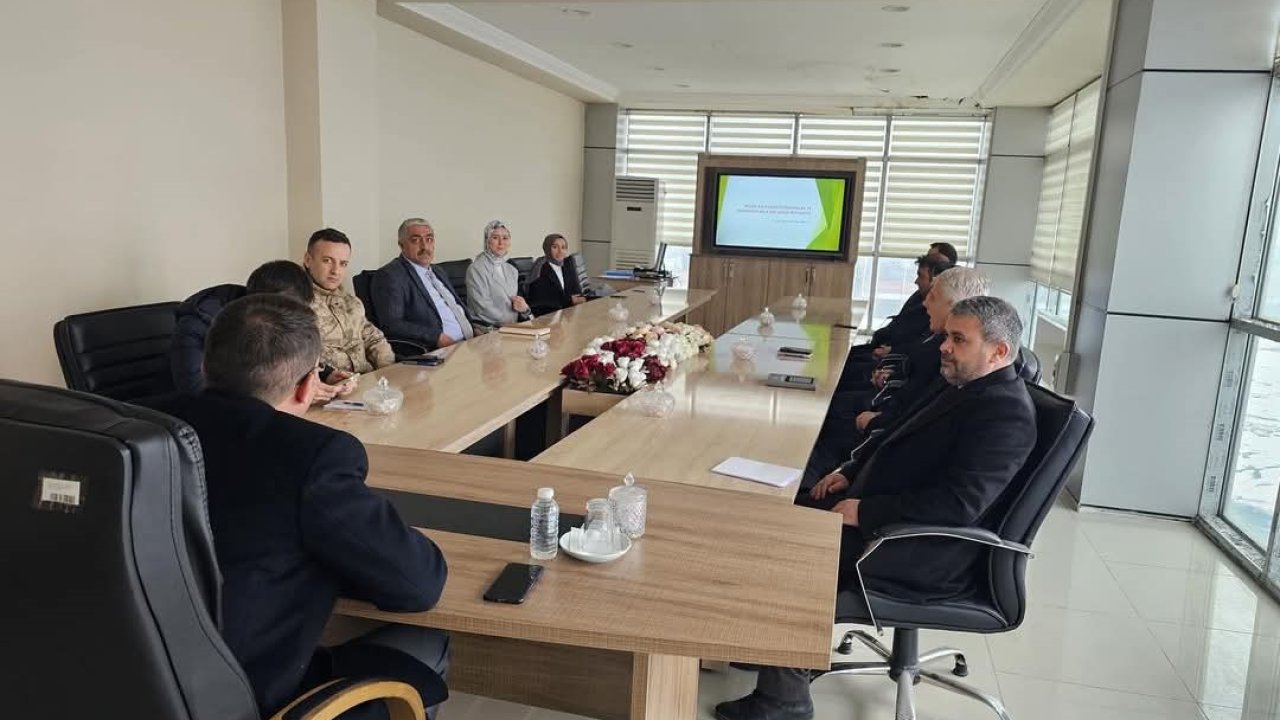 Ağrı'da uyuşturucu ve bağımlılık ile mücadele toplantısı düzenledi