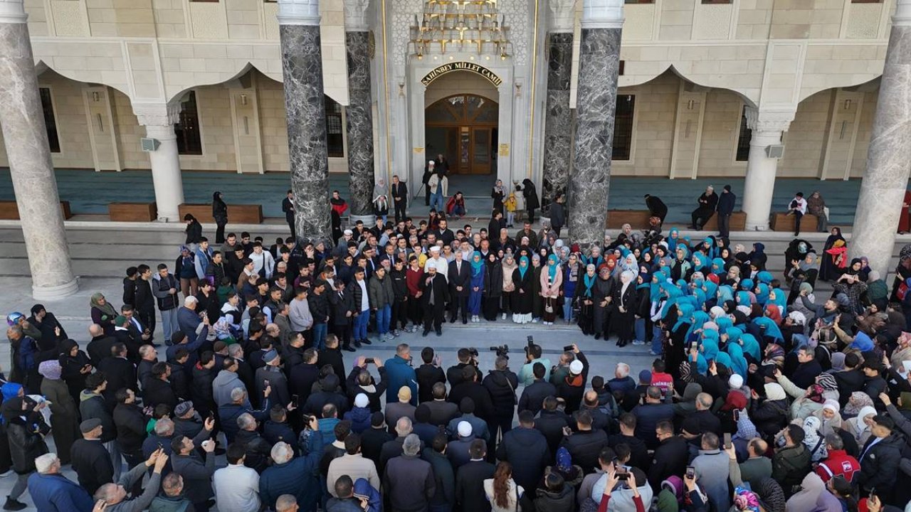 Gaziantep’te derece yapan 177 öğrenci umreye gönderildi