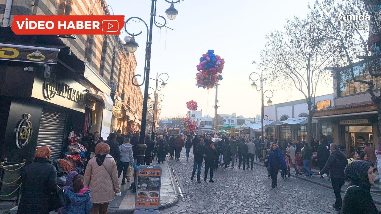 Diyarbakırlılar sömestr tatilinde Suriçi’ne akın etti