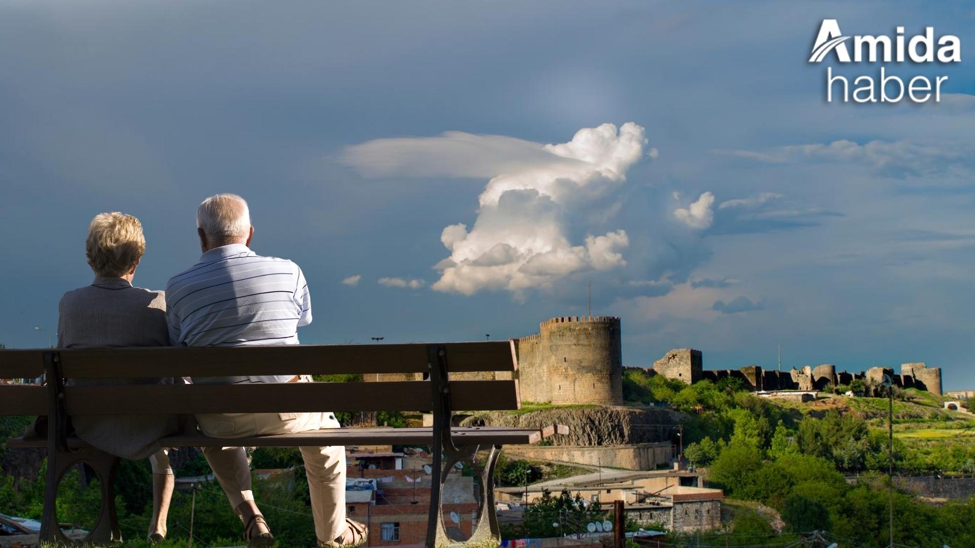 Diyarbakır’da dul erkekler de artık maaş alacak