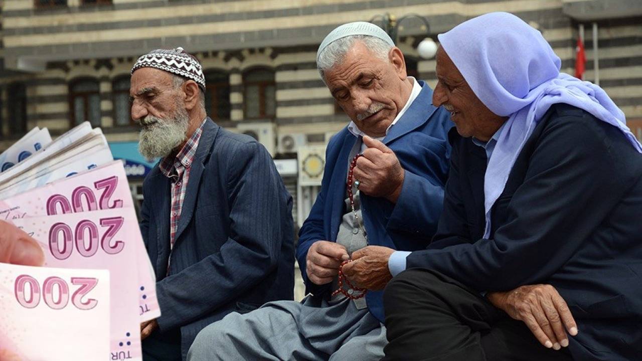 Diyarbakır’daki 120 bin emekliye Şubat müjdesi!