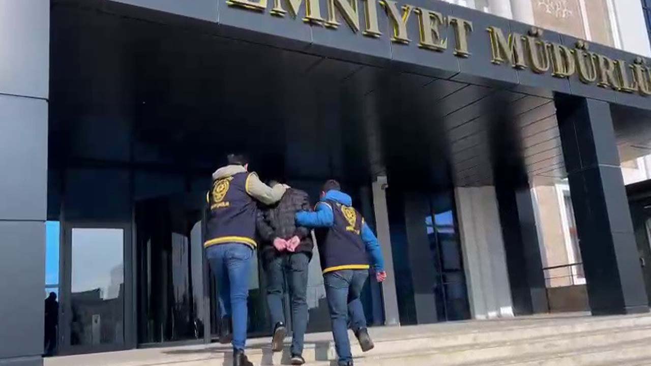 Van'da 49 kilo uyuşturucu ele geçirildi