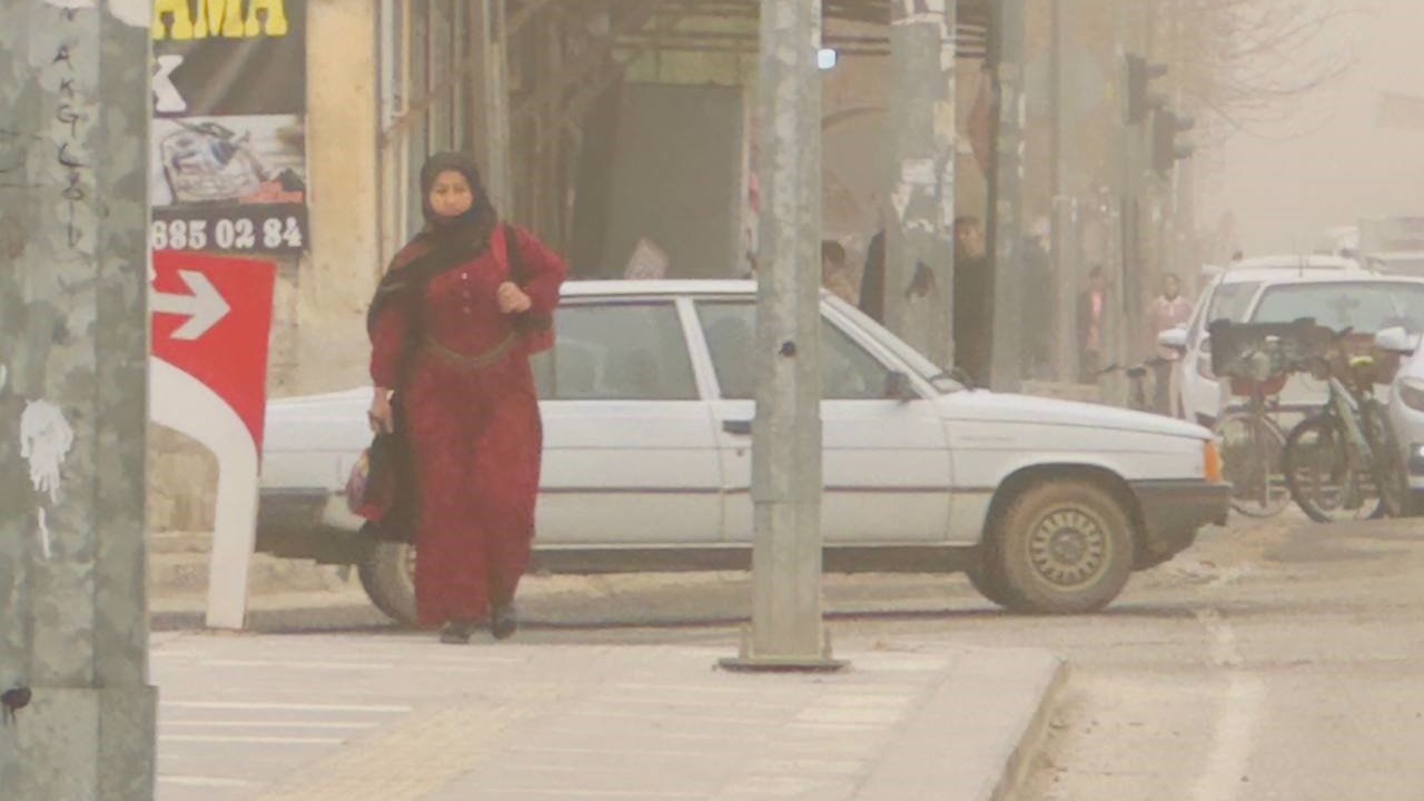 Toz bulutu Şanlıurfa’yı esir aldı