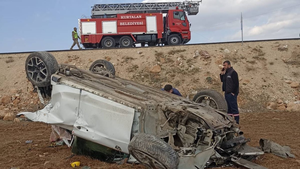 Siirt’te otomobil devrildi: 3 yaralı