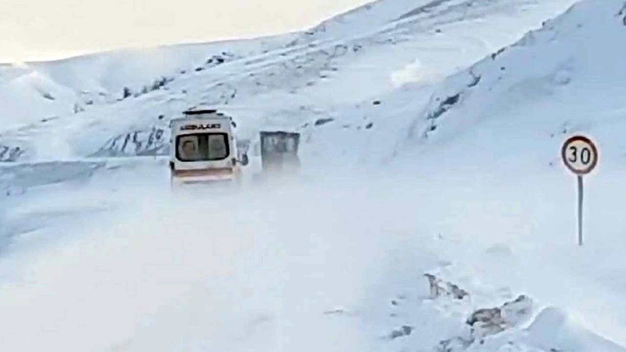 Kardan kapanan tüm yollar açıldı