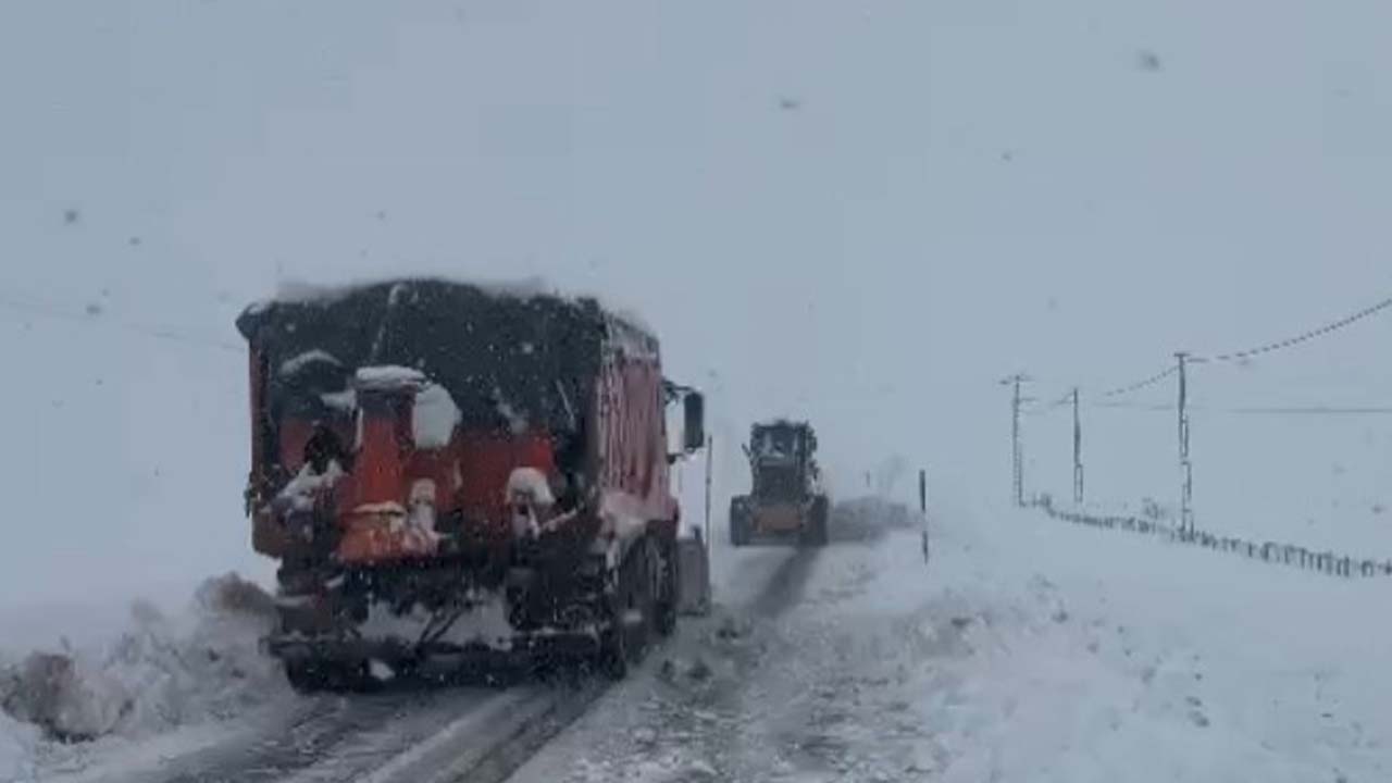 Tunceli’de kar nedeniyle eğitime ara verildi