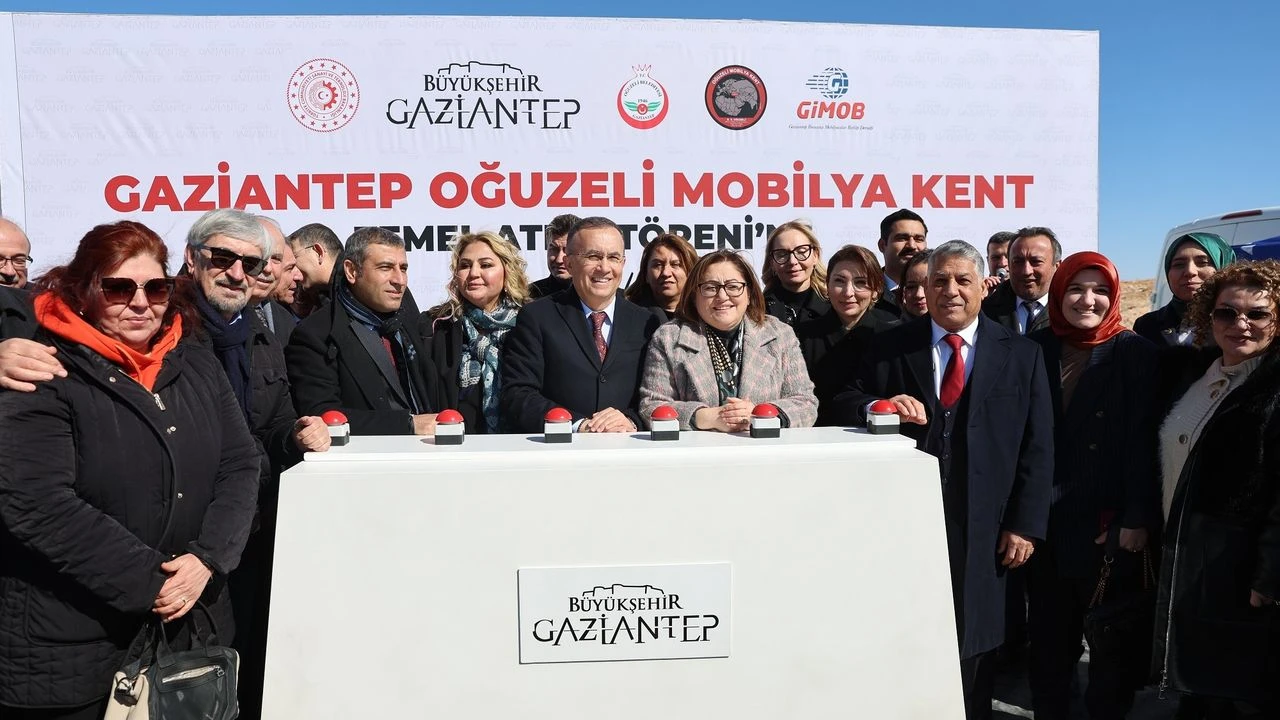 Gaziantep'te "mobilya kent" projesinin temeli atıldı