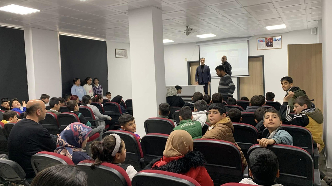 Adıyaman’da öğrencilere eğitimi semineri