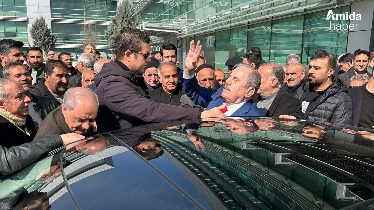 Salim Ensarioğlu, AK Parti’ye katıldıktan sonra Diyarbakır’da