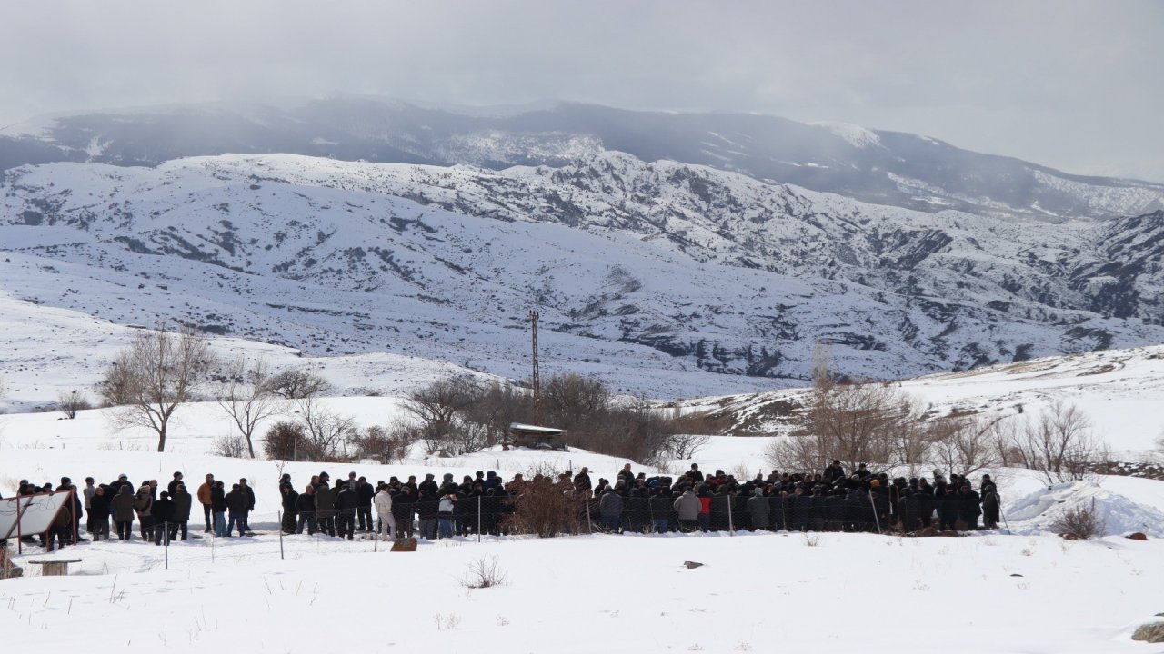 Erzurum'da sağlık personelinin ani ölümü ilçeyi yasa boğdu