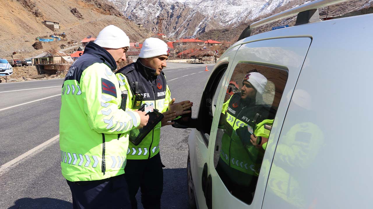 Hakkari’de trafik denetimi yapıldı