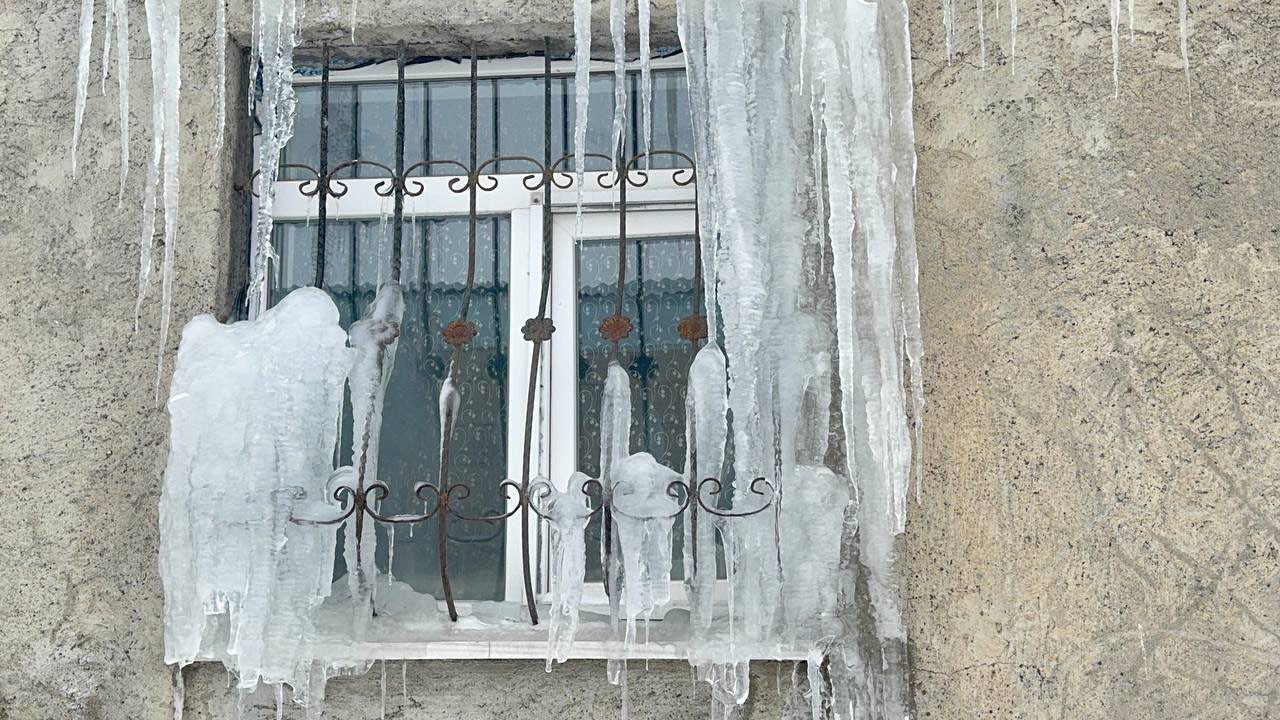 Ağrı’da dondurucu soğuklar sürüyor