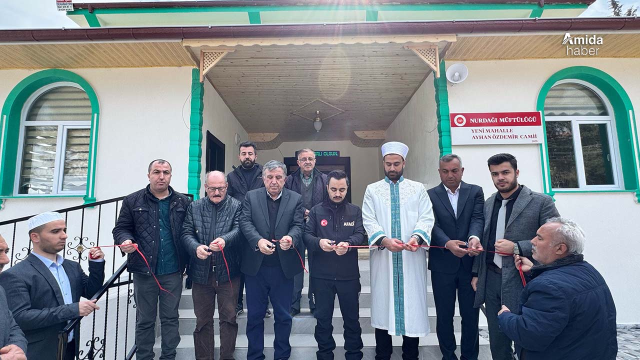 Gaziantep’te depremde yıkılan cami yeniden yapıldı