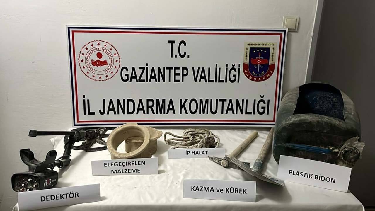 Gaziantep'te kaçak kazı yapan 2 kişi yakalandı