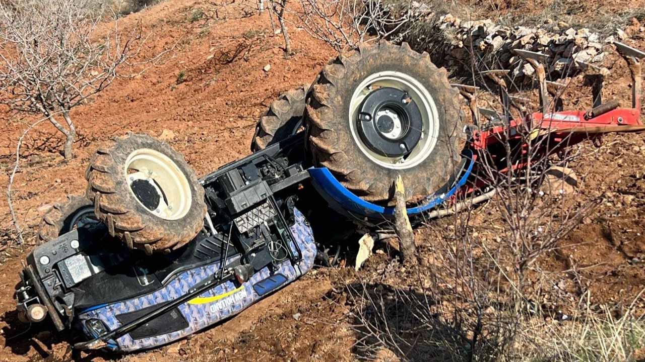 Siirt'te traktör kazası: Sürücü hayatını kaybetti