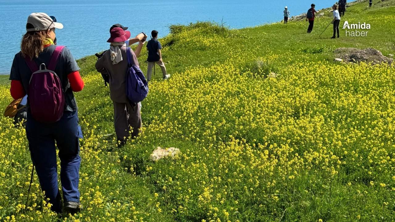 Diyarbakır'da temizlik etkinliği: Torbalarca çöp toplandı